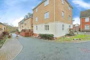 12, Mawkin Close, Norwich NR5 9PT