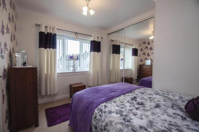 Bedroom 2 (2)