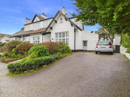 Flat 2, Bec En Hent, Bickwell Valley, Sidmouth EX10 8SG