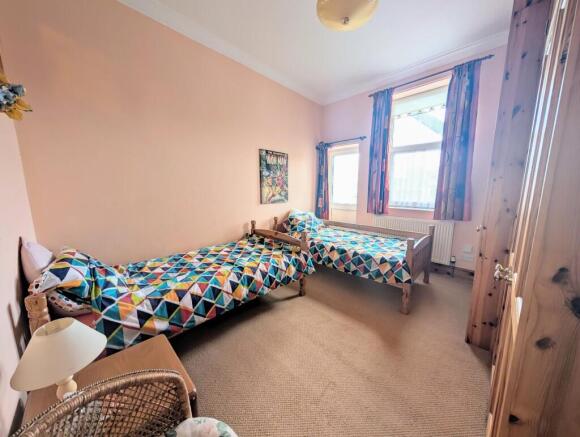 2 bed Flat for sale Image 12