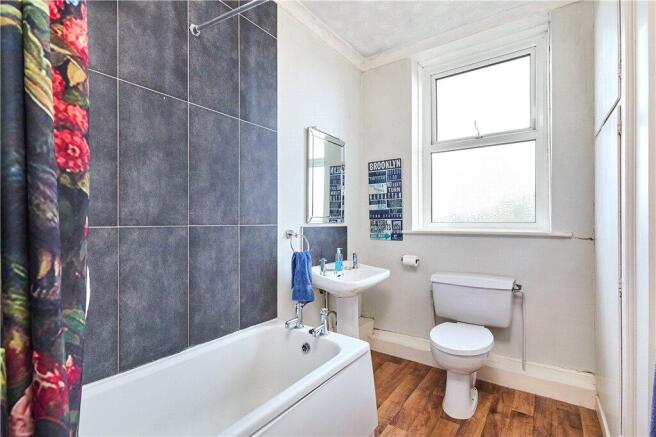 2 bed Terraced for sale Image 8