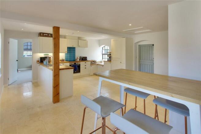 Kitchen/Breakfast Rm