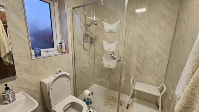 2 bed Semi-Detached for sale Image 12
