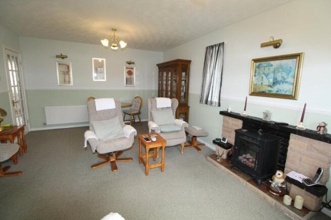 Cunningham Drive, Lutterworth, LE17 photo 4
