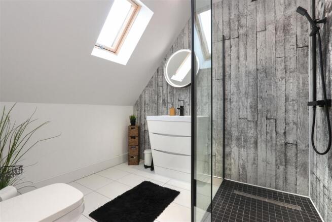 Ensuite.jpg