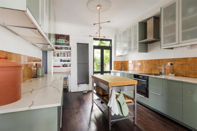 Woodstock Road, E17