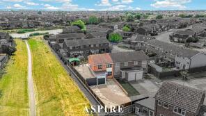 6, Norfolk Close, Canvey Island SS8 9YA