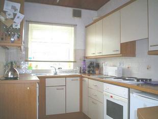 OPEN PLAN FITTED KITCHEN / DINING ROOM
