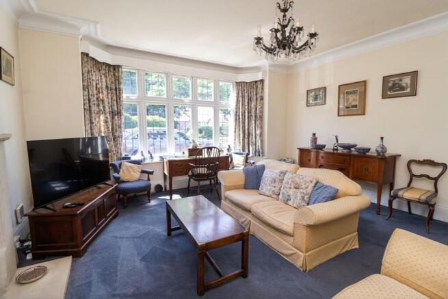 4 bed Detached for sale Image 8