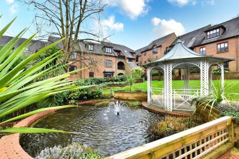 Kingsmead Road, High Wycombe, HP11