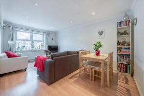 18, Hertford Court, Falcon Road, London SW11 2PH