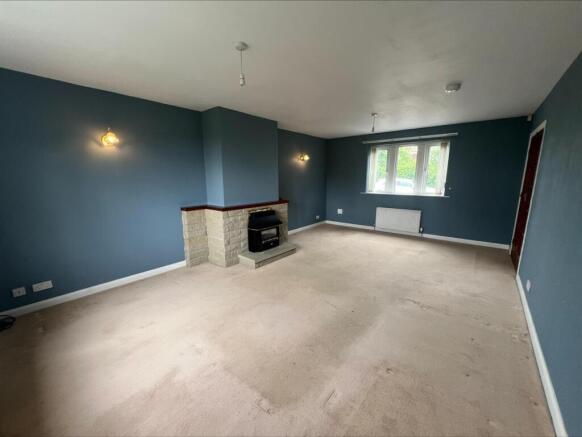 4 bed Detached to rent Image 11