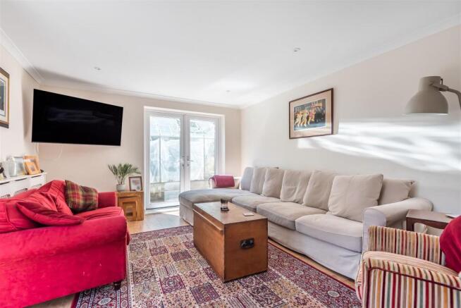 Erme Bridge Sitting Rm.jpg