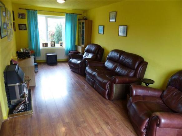 LIVING ROOM VIEW 2