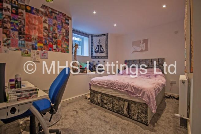 6 bed Terraced to rent Image 6