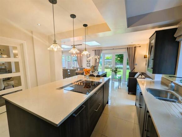 Kitchen/Dining/Lounge