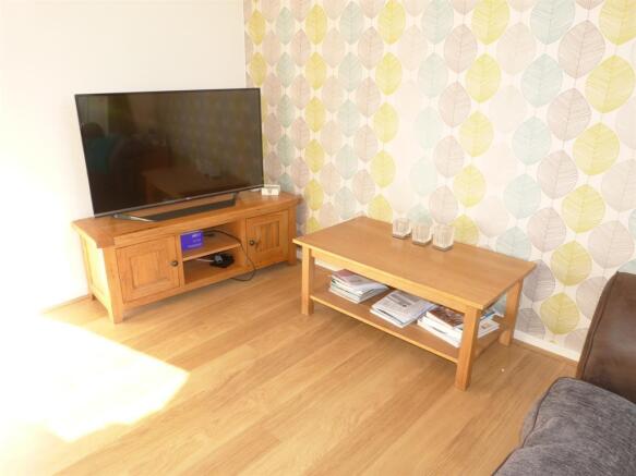 SITTING ROOM IMAGE TWO 