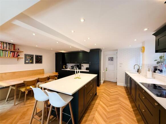 Twyford Close, West Didsbury, M20 photo 4