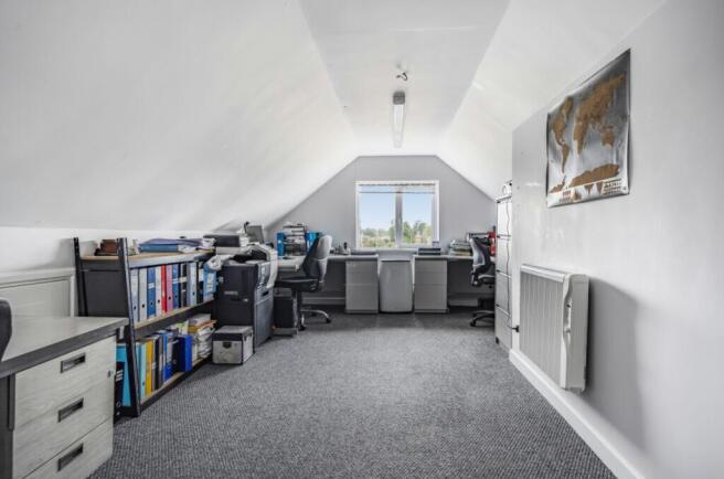 Loft Room (1)