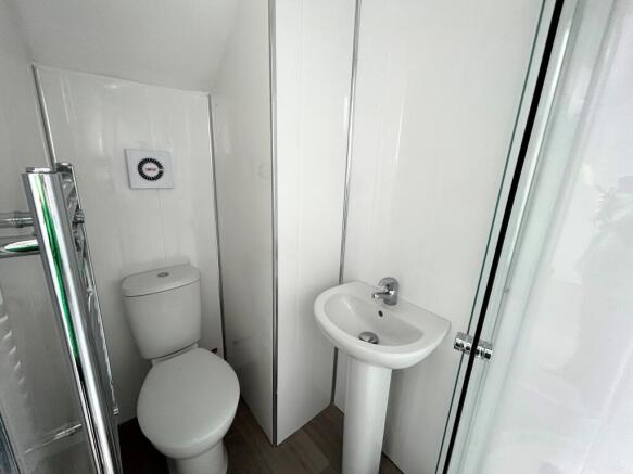 1 bed House to rent Image 5