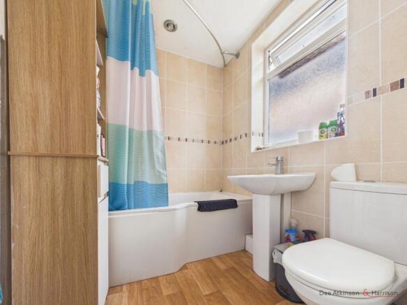 3 bed Semi-Detached for sale Image 9