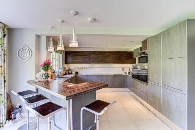 Kitchen/Breakfast