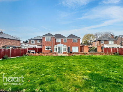 First Avenue, Colwick