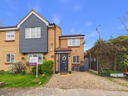 Alder Close, Baldock, SG7