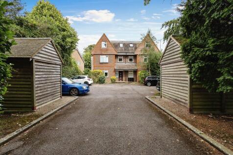 Lavant Road, Chichester, West Sussex, PO19