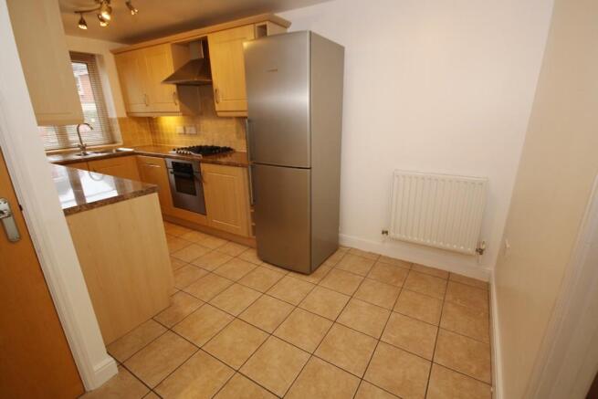 Kitchen & Dining 