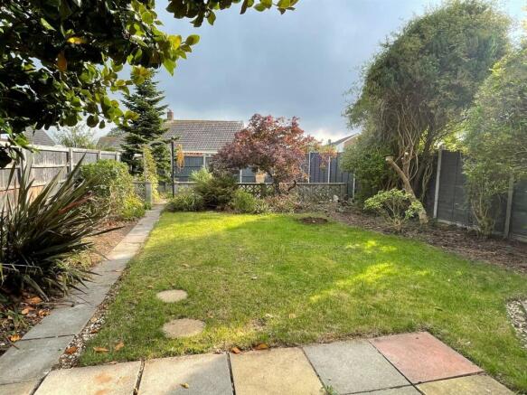 Rear Garden,,.jpg