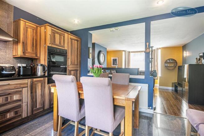 3 bed Bungalow for sale Image 6