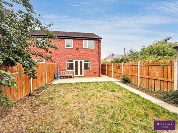 3 bed Semi-Detached for sale Image 9