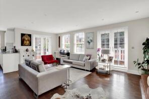 Flat 5, 20 Loxwood, Oatlands Chase, Weybridge KT13 9SA