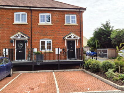 Parachute Grove, Henlow, Bedforshire