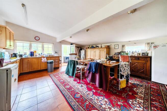 Exminster photo 4