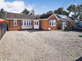 Salcey, Oak Avenue, Crays Hill, Billericay CM11 2YD