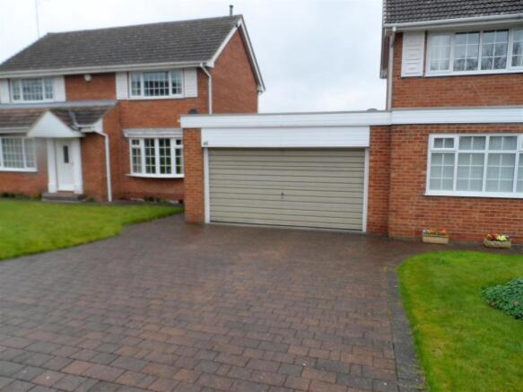 DOUBLE GARAGE