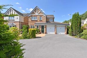 2, Westport Lake Road, Longport, Stoke-on-trent ST6 4RZ