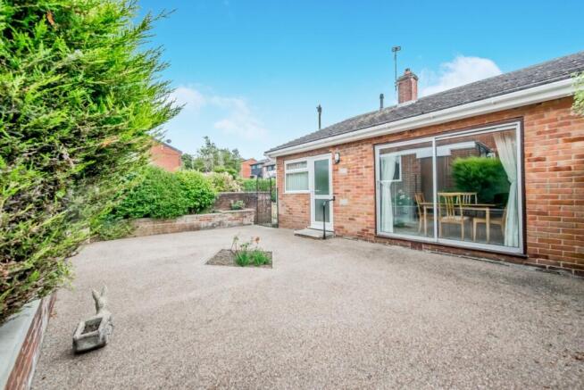 2 bed Bungalow for sale Image 12