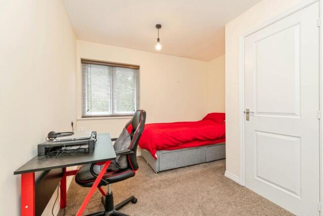2 bed Flat for sale Image 7