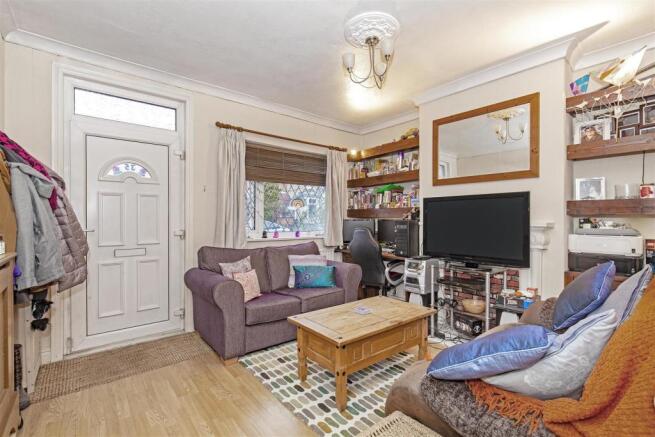 Reception Room-1.jpg