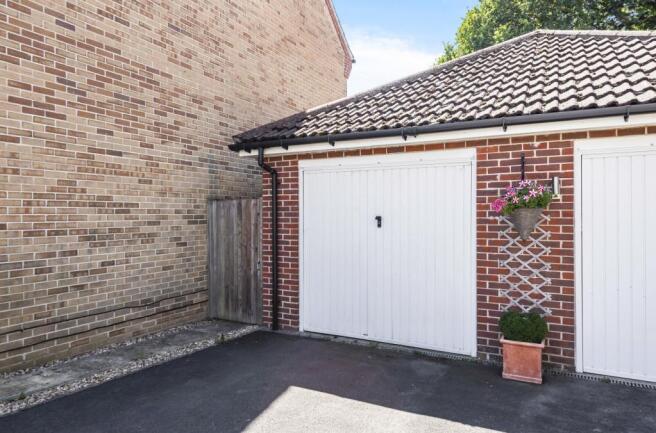 Single Garage