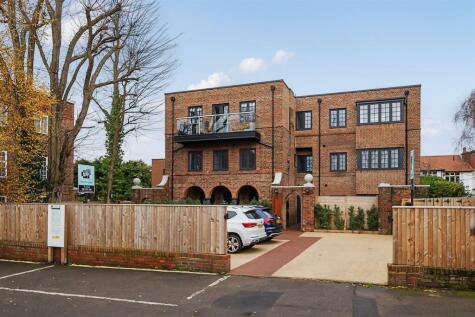 St. Andrews Square, Surbiton