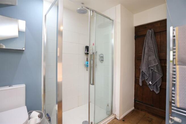 1 Septima Cottages Bathroom (2).JPG