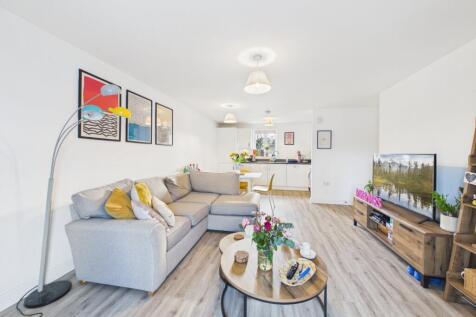 William Heelas Way, Wokingham, Berkshire, RG40