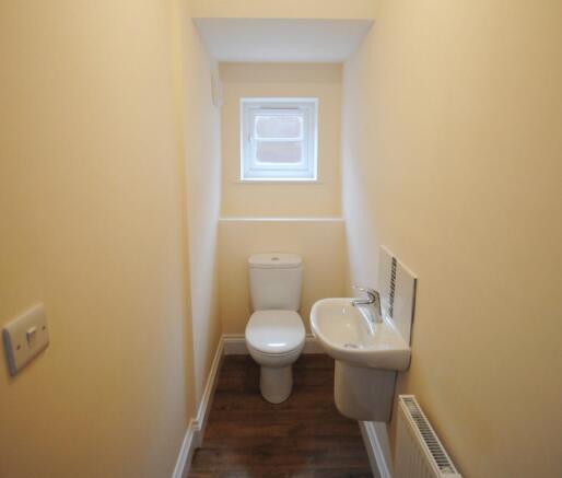 SHOWHOME CLOAKROOM