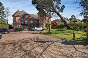 2, Calver Lodge, Frithwood Avenue, Northwood HA6 3LY