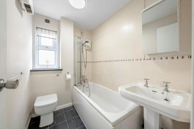 1 bed Flat for sale Image 9