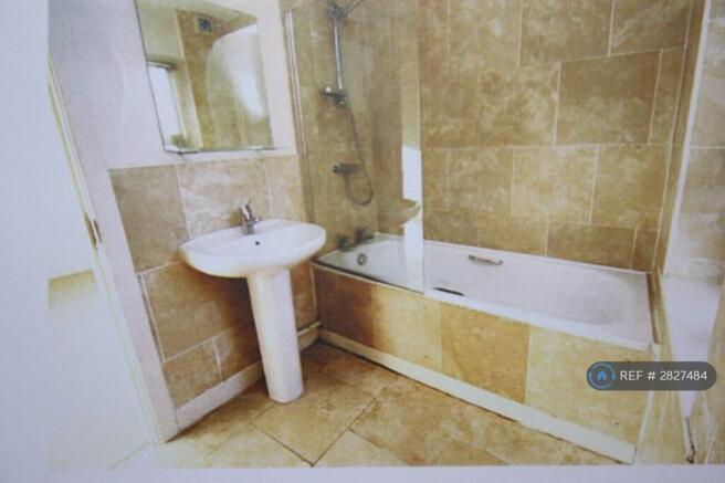 En-Suite Bathroom